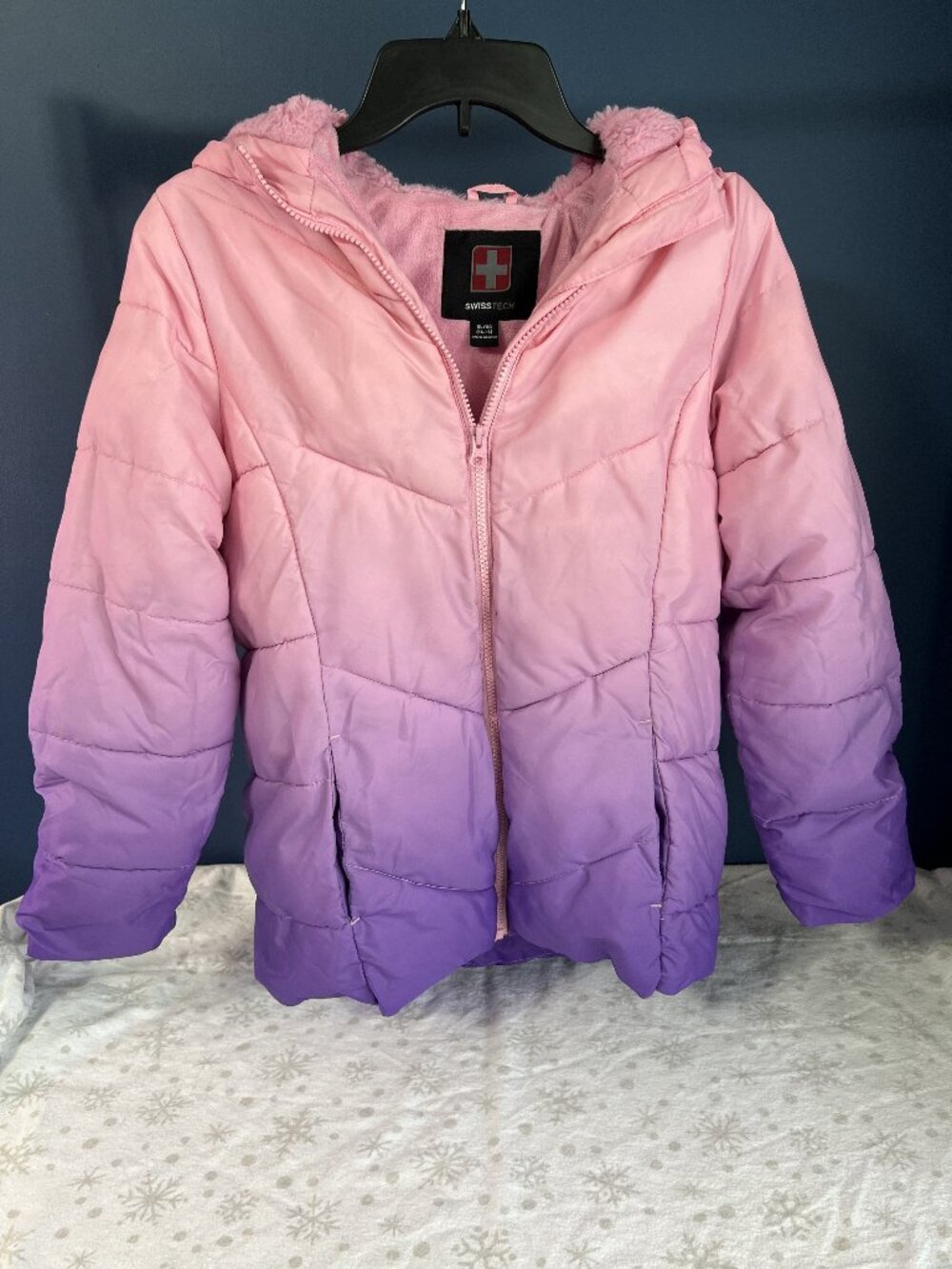 Swiss Tech Girls' Hooded Ombre Puffer Jacket XL (14-16)